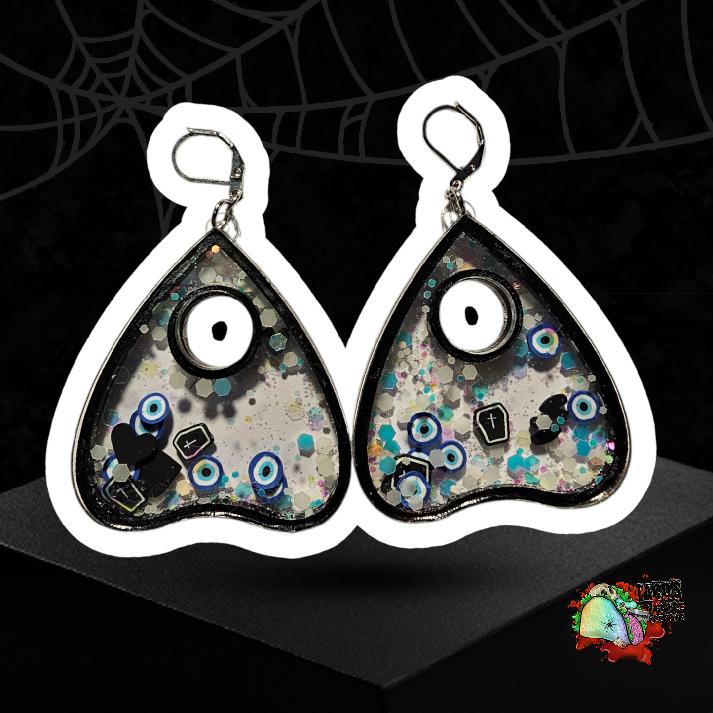 Spoopy shaker earrings