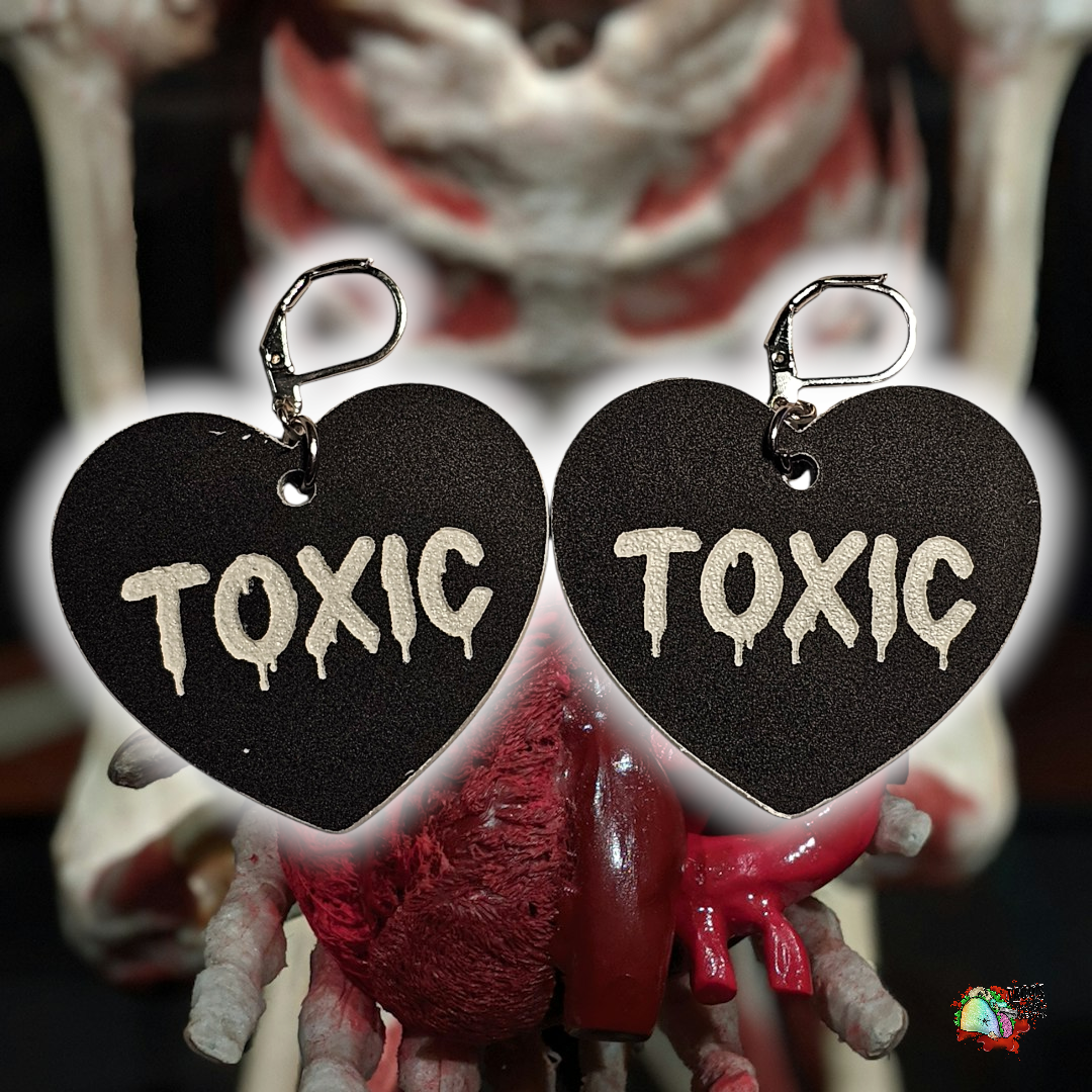 Valloween Msg Heart earrings