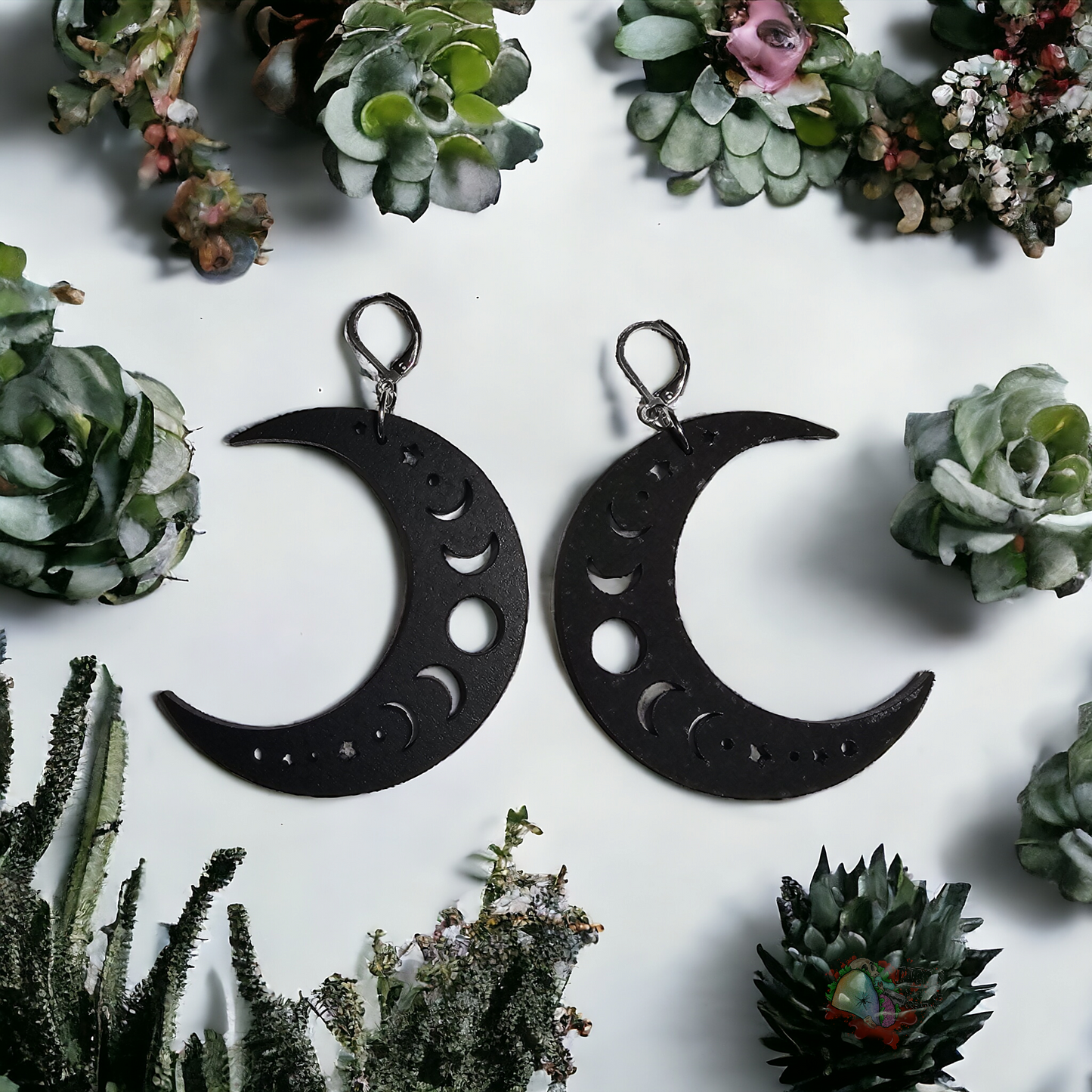 Witchy babe earrings