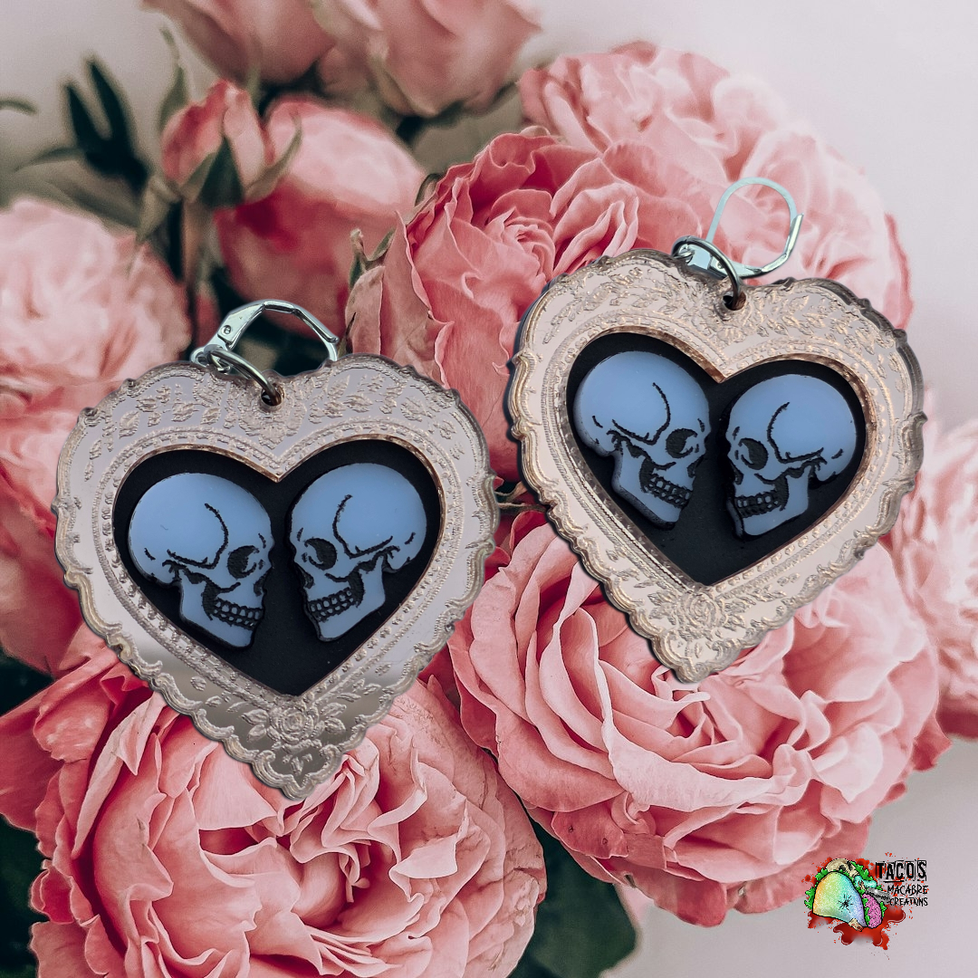 Mini Curiosity earrings