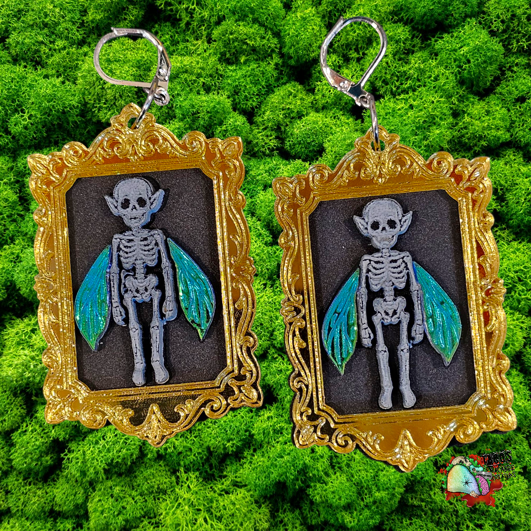 Mini Curiosity earrings