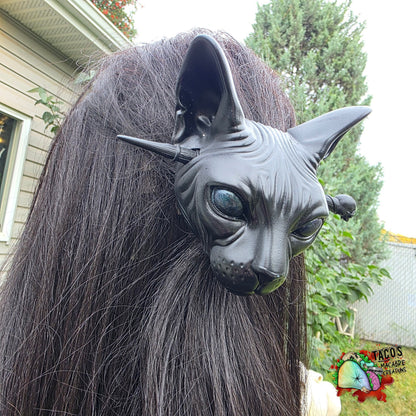 Sphynx cat hair pin