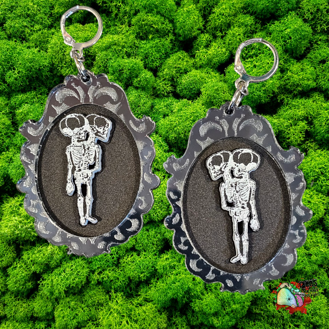 Mini Curiosity earrings
